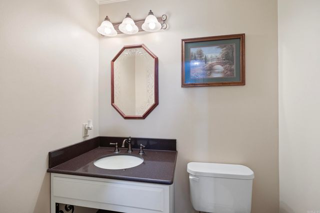 2916 Highland Dr, Russellville, AR 72802