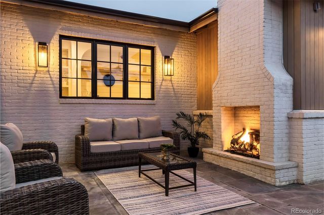 2658 S Adams Street, Denver, CO 80210