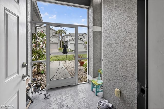 9689 Pineapple Preserve CT, Fort Myers, FL 33908