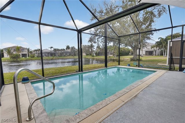 9689 Pineapple Preserve CT, Fort Myers, FL 33908