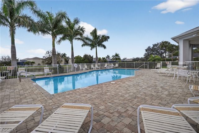 9689 Pineapple Preserve CT, Fort Myers, FL 33908