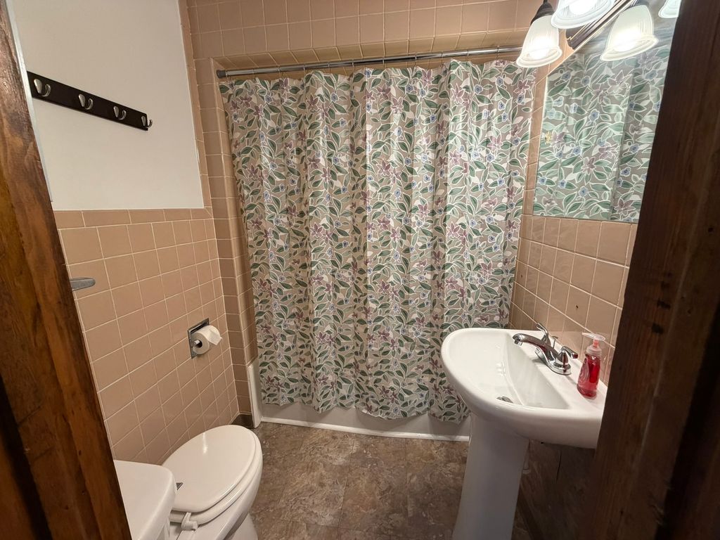 Image 12 of property listing at 540 W 3rd Street, Centralia, IL 62801