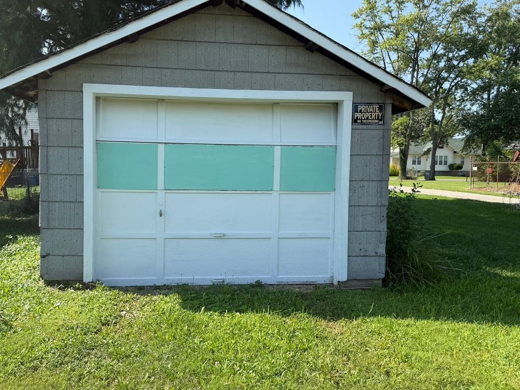 Image 3 of property listing at 540 W 3rd Street, Centralia, IL 62801