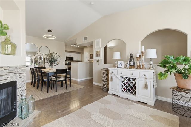 9975 Peace Way 2141, Las Vegas, NV 89147