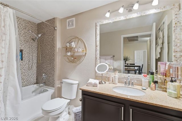 9975 Peace Way 2141, Las Vegas, NV 89147