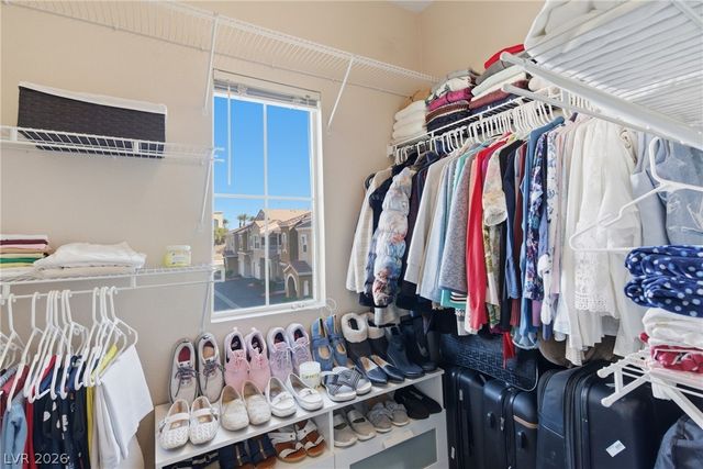 9975 Peace Way 2141, Las Vegas, NV 89147