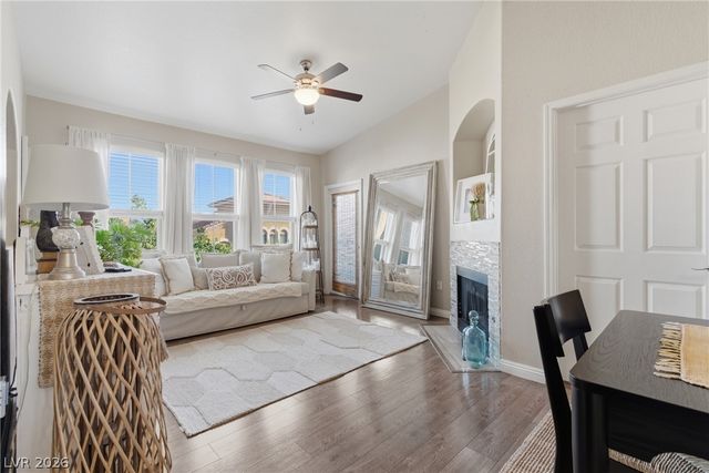 9975 Peace Way 2141, Las Vegas, NV 89147