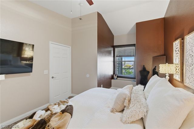 9975 Peace Way 2141, Las Vegas, NV 89147