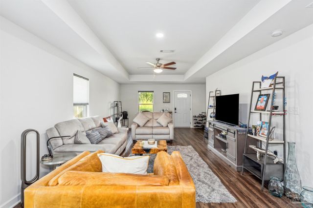 901 E Fisher, Pensacola, FL 32503