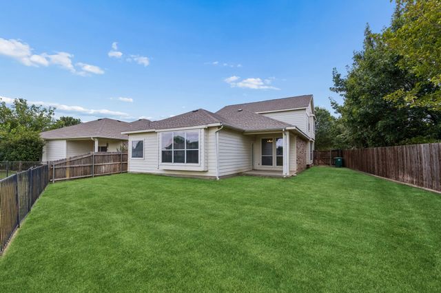 436 Baverton Lane, Fort Worth, TX 76052