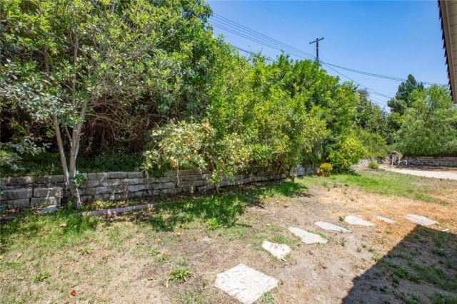 16509 Shamhart, Granada Hills, CA 91344