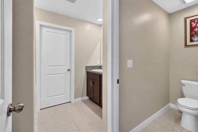 5111 WHITE CHICORY DRIVE, Apollo Beach, FL 33572