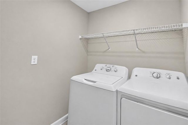 5111 WHITE CHICORY DRIVE, Apollo Beach, FL 33572