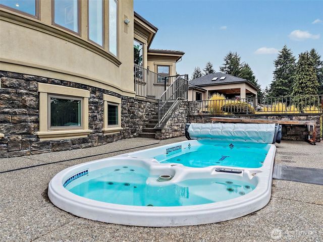 24728 142nd Avenue, Kent, WA 98042