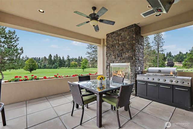 24728 142nd Avenue, Kent, WA 98042