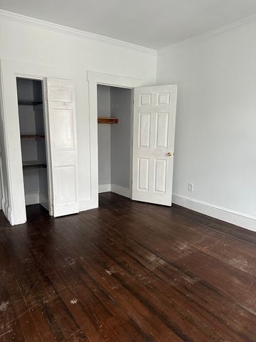 441 High St 2, Lowell, MA 01852