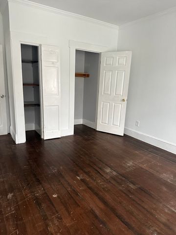 441 High St 2, Lowell, MA 01852