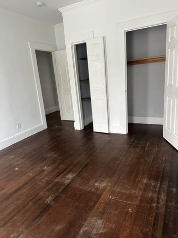 441 High St 2, Lowell, MA 01852