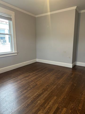 441 High St 2, Lowell, MA 01852