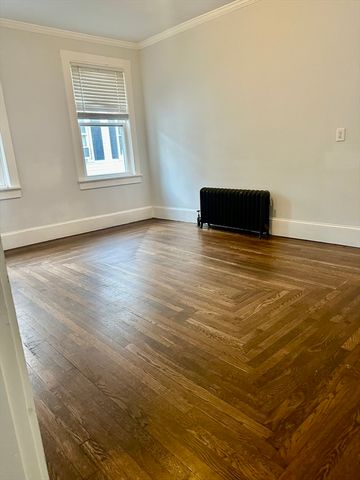 441 High St 2, Lowell, MA 01852
