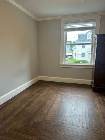 441 High St 2, Lowell, MA 01852