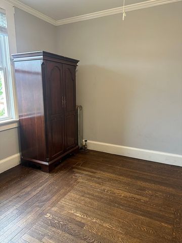441 High St 2, Lowell, MA 01852