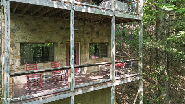 1732 Silver Poplar Lane, Sevierville, TN 37876