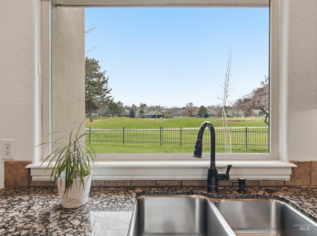 1207 W Colchester Drive, Eagle, ID 83616