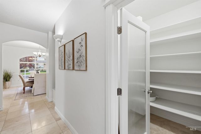 1207 W Colchester Drive, Eagle, ID 83616