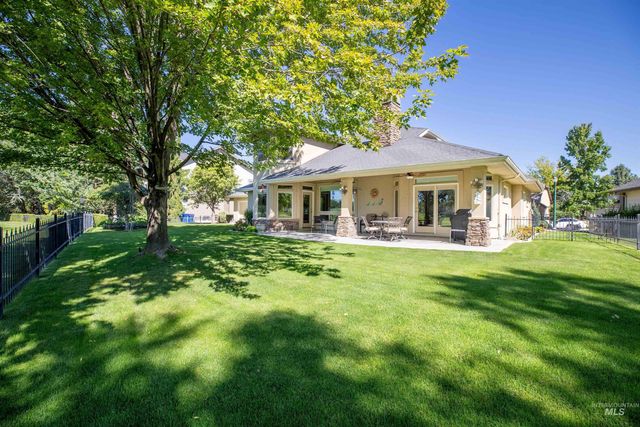 1207 W Colchester Drive, Eagle, ID 83616