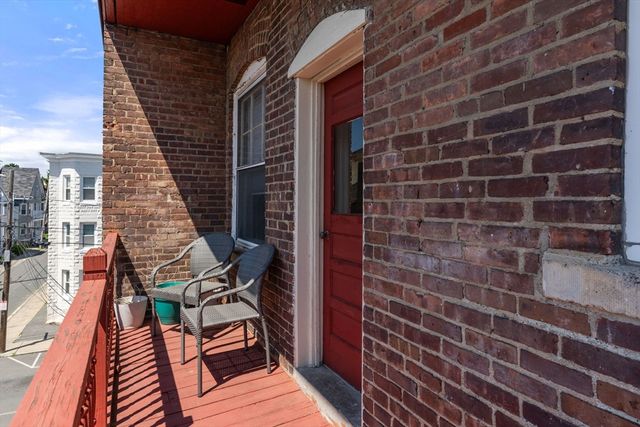 16 Leavitt Street 3, Salem, MA 01970