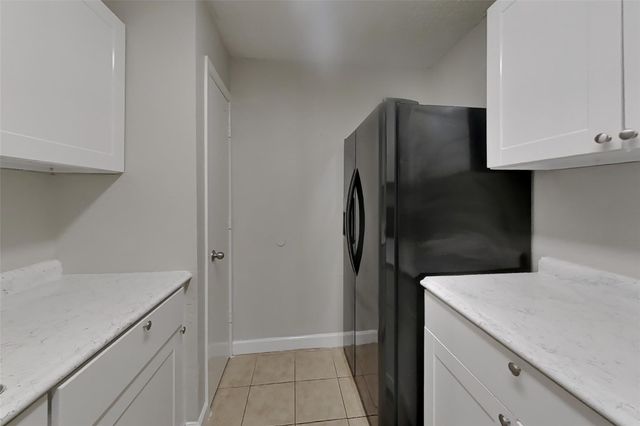 16126 Barbarossa Drive, Houston, TX 77083
