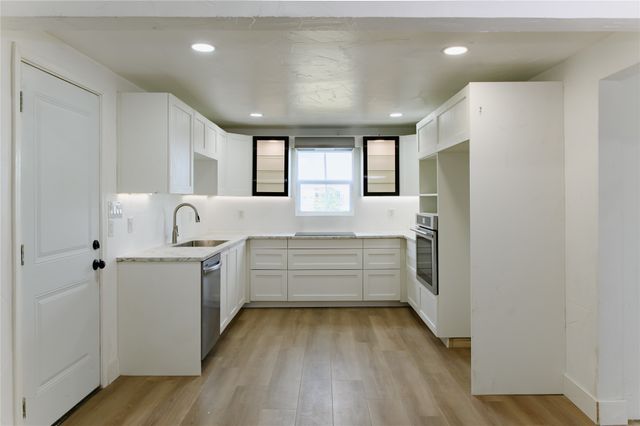 4401 Elementary Drive, Southmayd, TX 76268