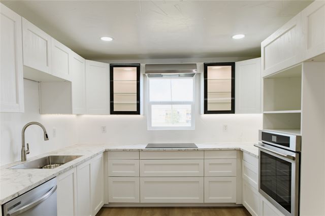 4401 Elementary Drive, Southmayd, TX 76268