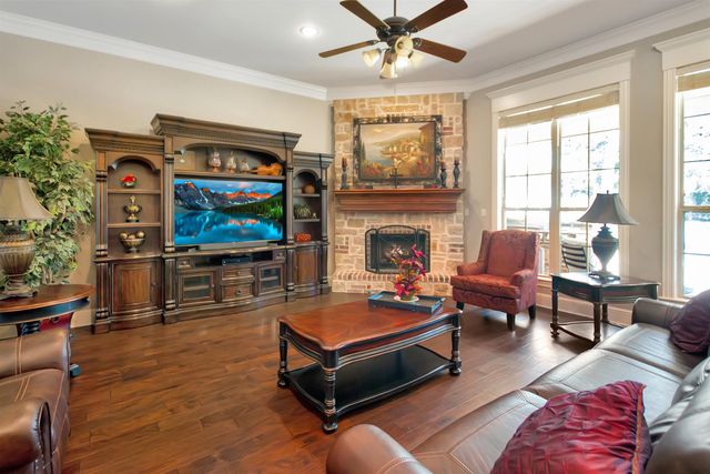 6518 Rochester Way, Tyler, TX 75703