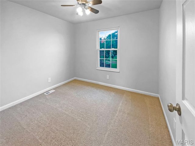 5655 Chalet Hill Drive, St Louis, MO 63129