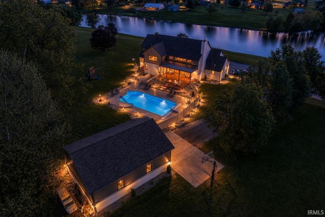 6700 Vann Road, Newburgh, IN 47630