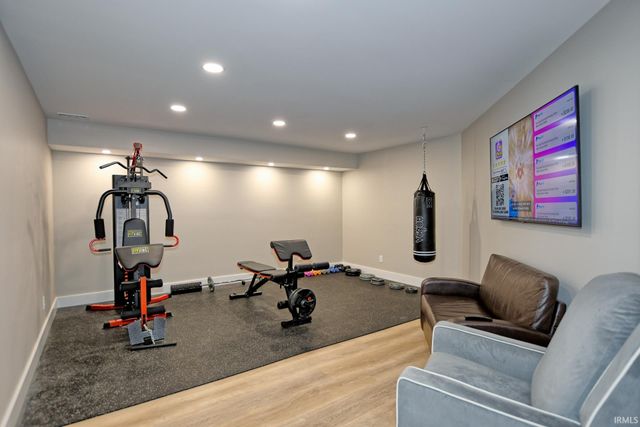 6700 Vann Road, Newburgh, IN 47630