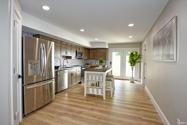 6700 Vann Road, Newburgh, IN 47630