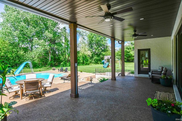 6700 Vann Road, Newburgh, IN 47630