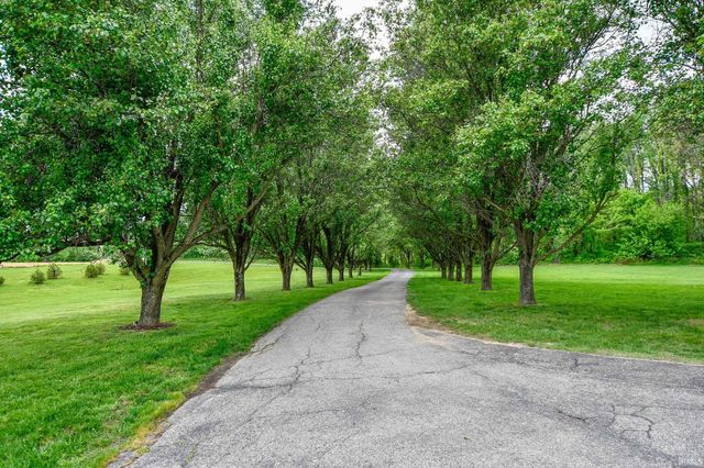 6700 Vann Road, Newburgh, IN 47630
