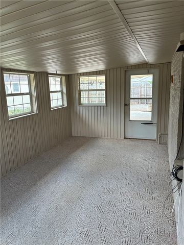 3201 Westmoreland Avenue, Springdale, AR 72762