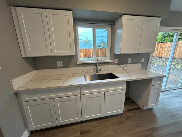6101 Coyle Ave, Carmichael, CA 95608
