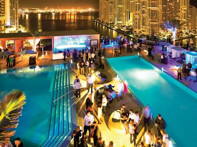 200 BISCAYNE BLVD WY 4512, Miami, FL 33131