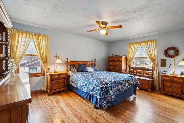 1601 E Menlo BOULEVARD, Shorewood, WI 53211