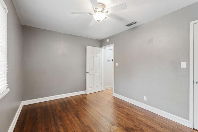 1904 Iris Ave, Sacramento, CA 95815