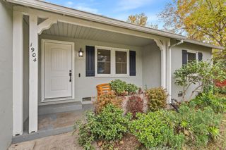 1904 Iris Ave, Sacramento, CA 95815