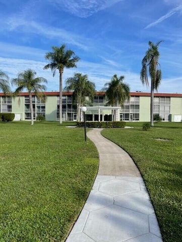 3100 Springdale Boulevard 212, Palm Springs, FL 33461