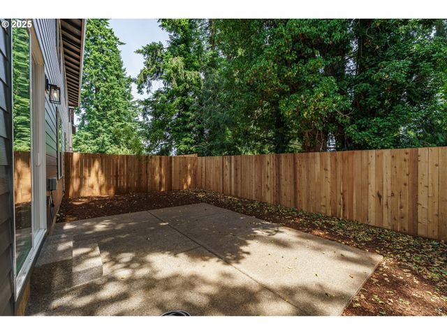 19356 JUNIPER Ct, Oregon City, OR 97045