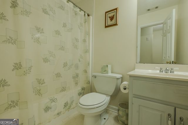 160 Vinnys Way Alley, Covington, GA 30014